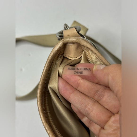 Coach Swingpack East Metallic Silve Crossbody Bag Leather Trim Adjustable Strap - Picture 7 of 13